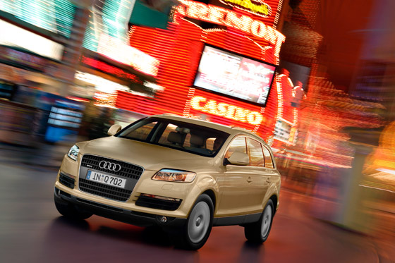Audi Q7 -       